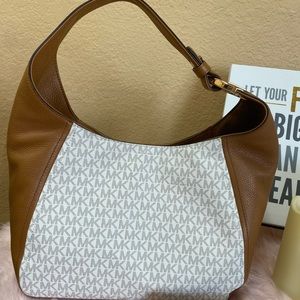 Micheal Kors Fulton Hobo bag
